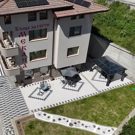 Hotel мекана Borino